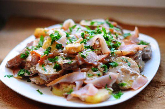 Німецький картопляний салат, рецепти з картоплі, 10 страв з картоплі, смачна вечеря для сім'ї з картоплі, що приготувати з картоплі, что приготовить из картошки